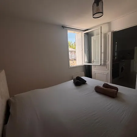à - Proche Château Et Centre - Clim Mobile Appartement *